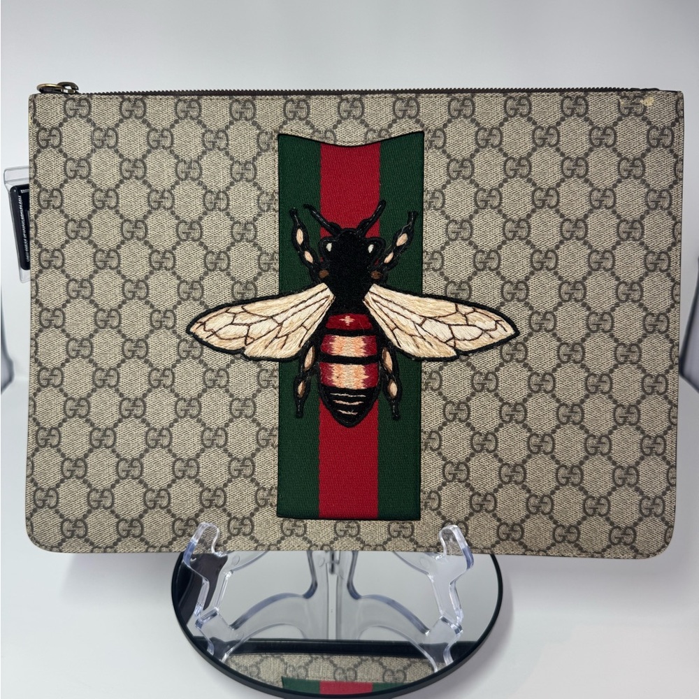 Authentic Gucci GG Supreme Pouch with Bee